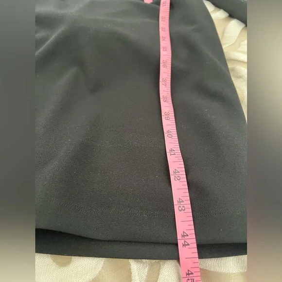 HALE BOB Selena crepe knit dress in Medium
Style 7YUF6461. NWT - Picture 8 of 16